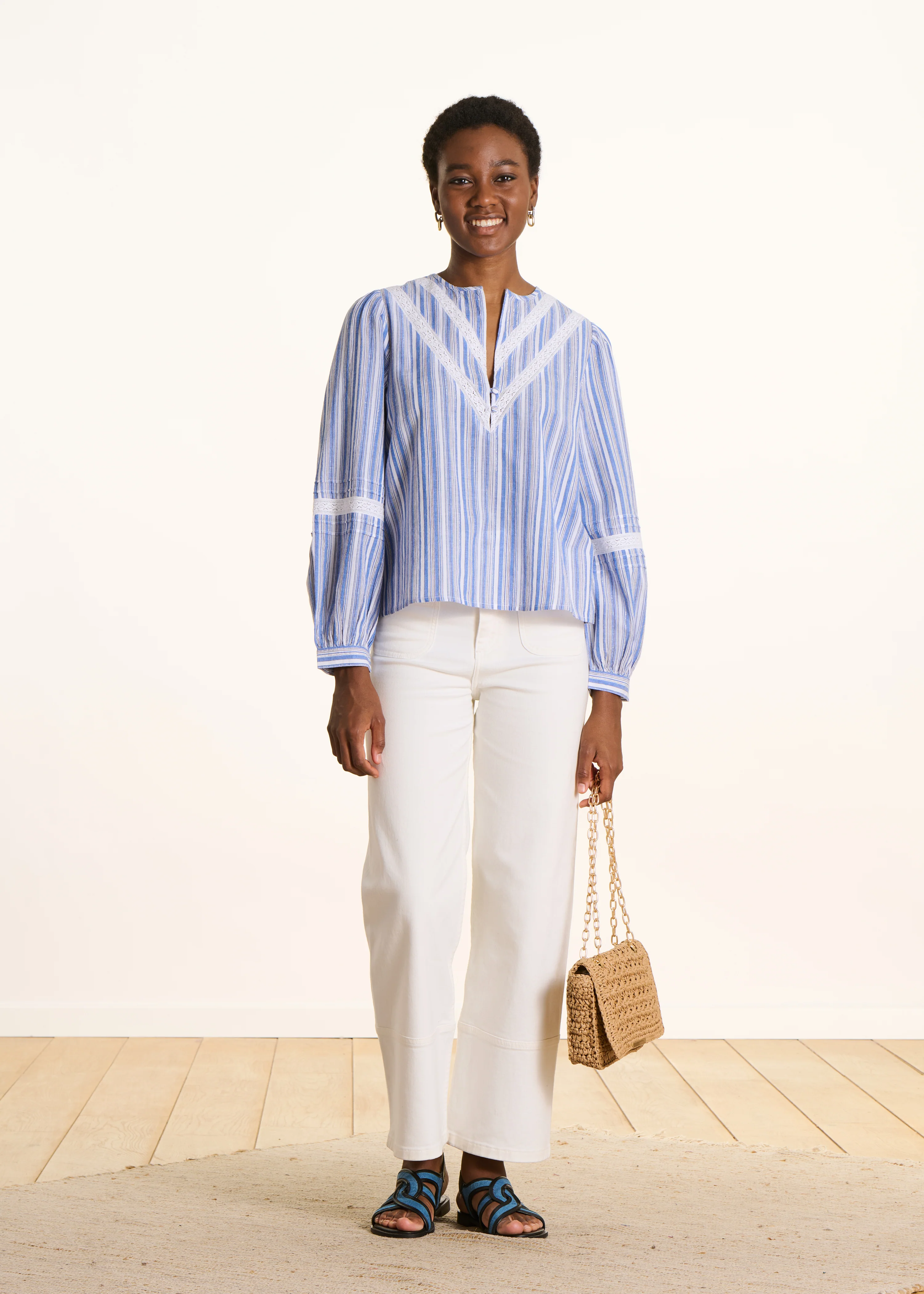 Blouse à rayures blanc et bleu en coton biologique - Image 2