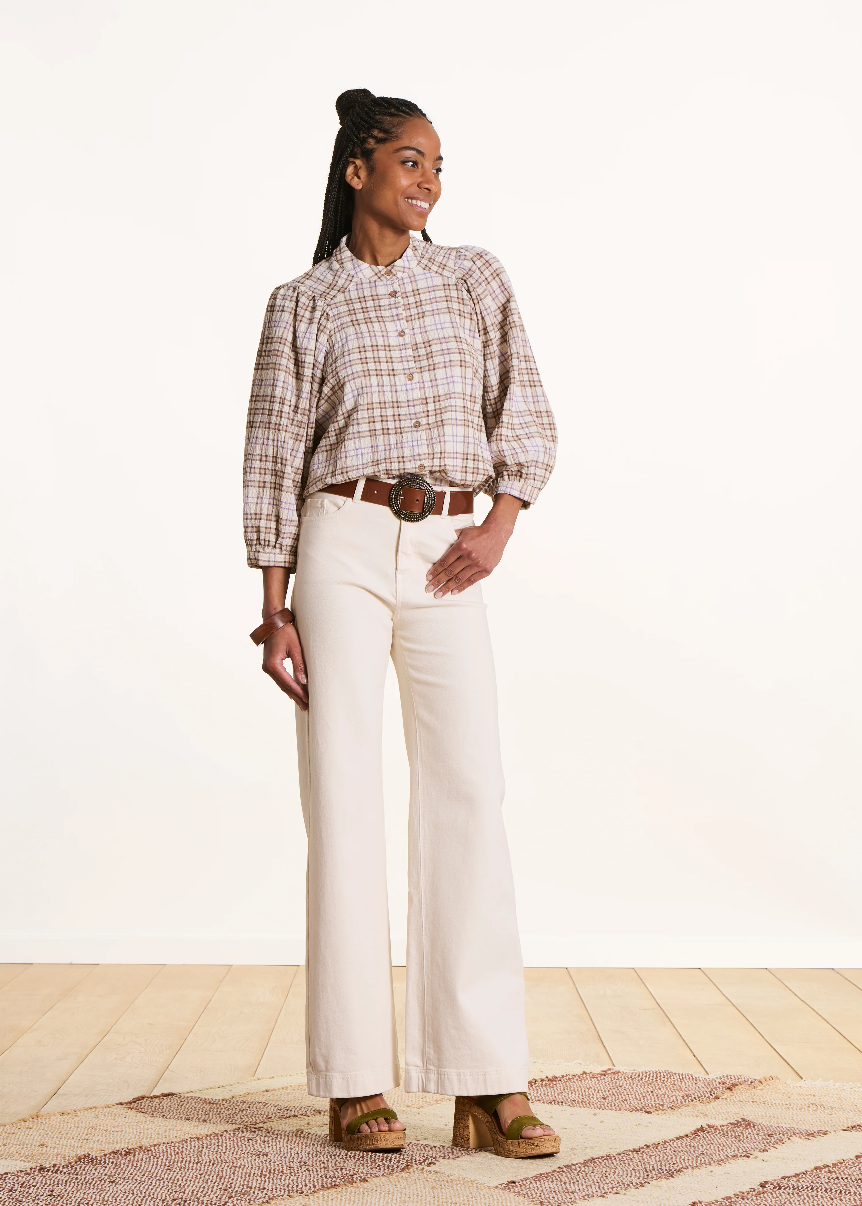 Chemise ample écrue à carreaux - Image 2