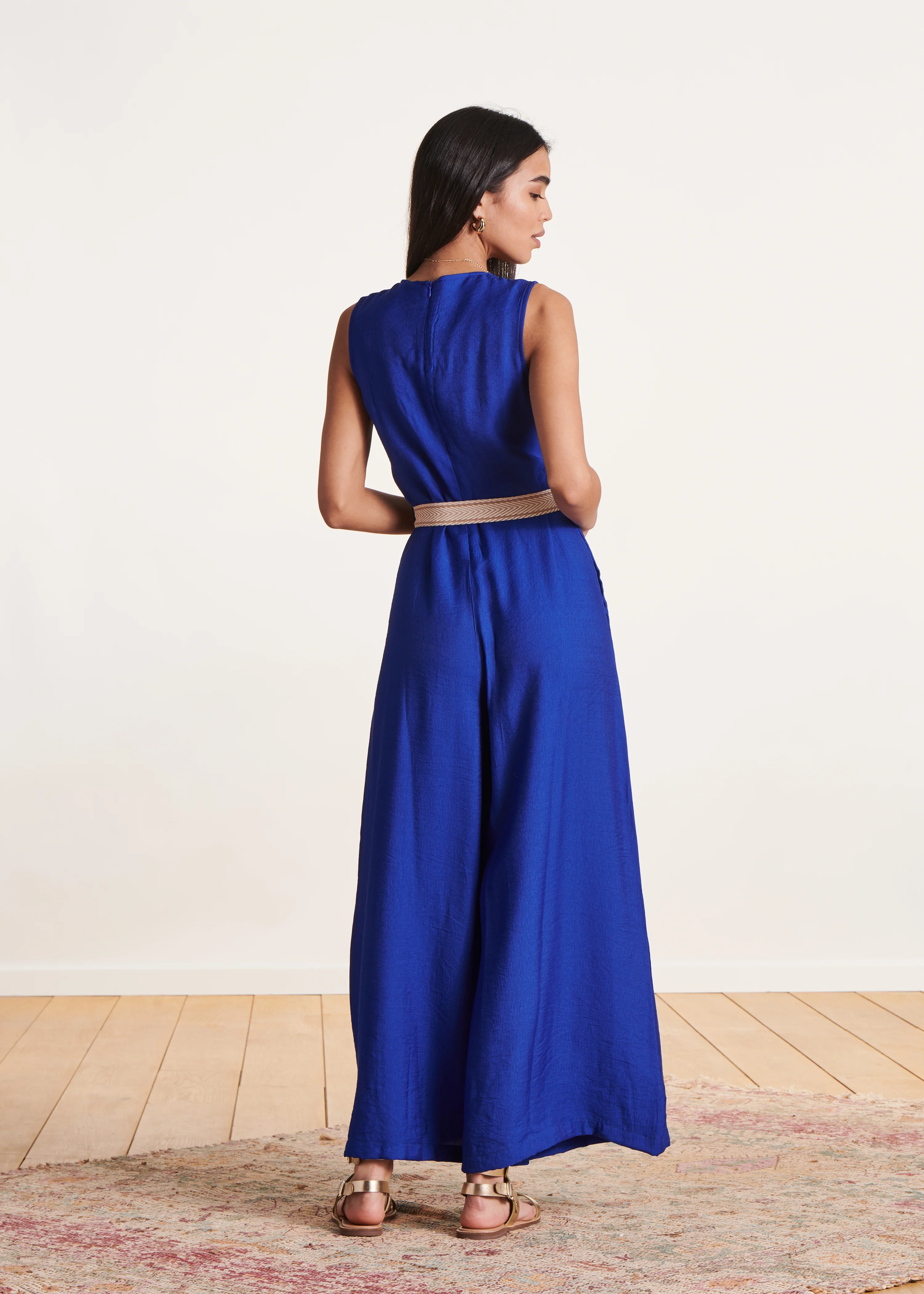 Combinaison bleu roi sans manches fluide en jacquard - Image 2