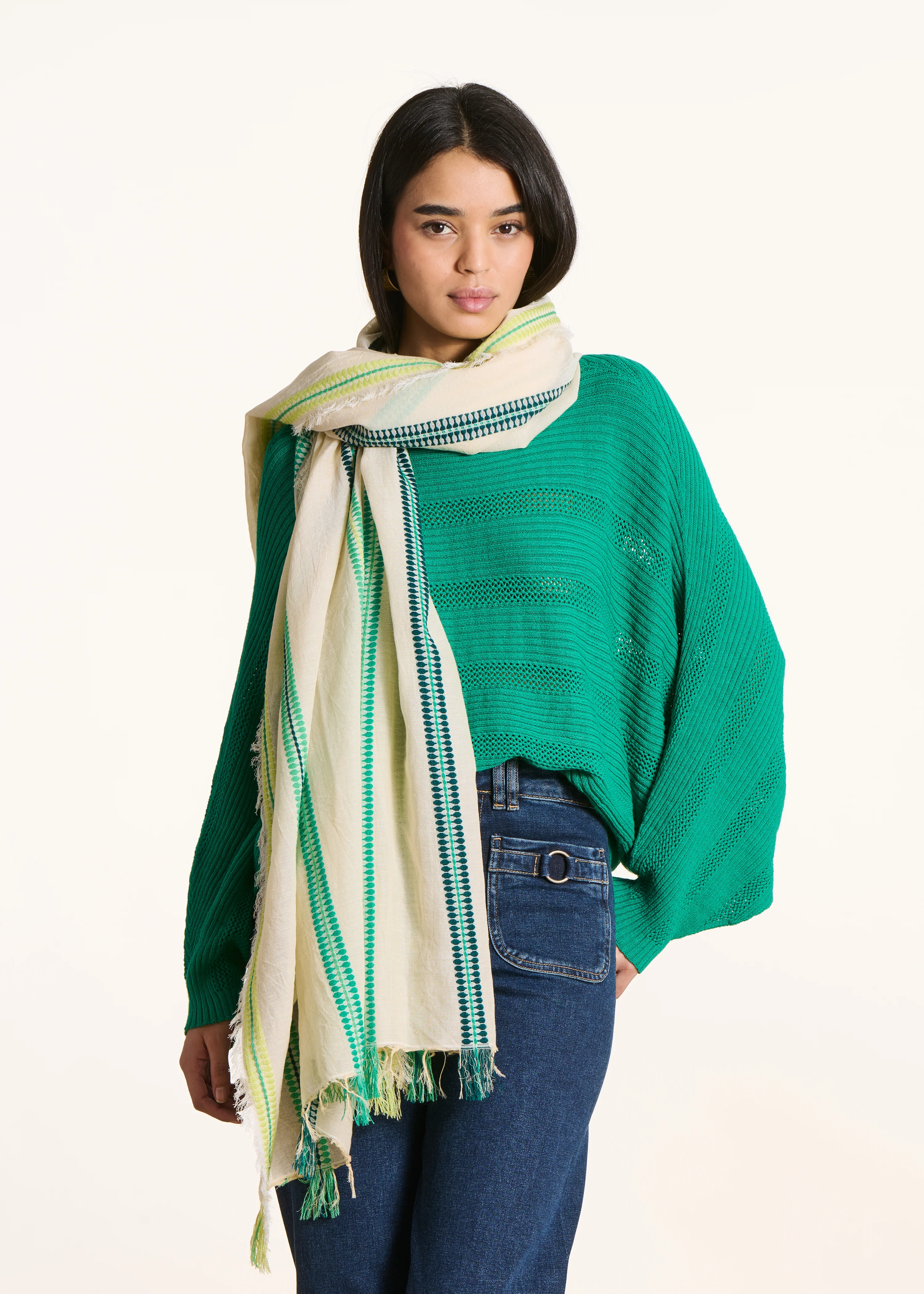 Foulard à rayures fantaisie vertes - Image 2