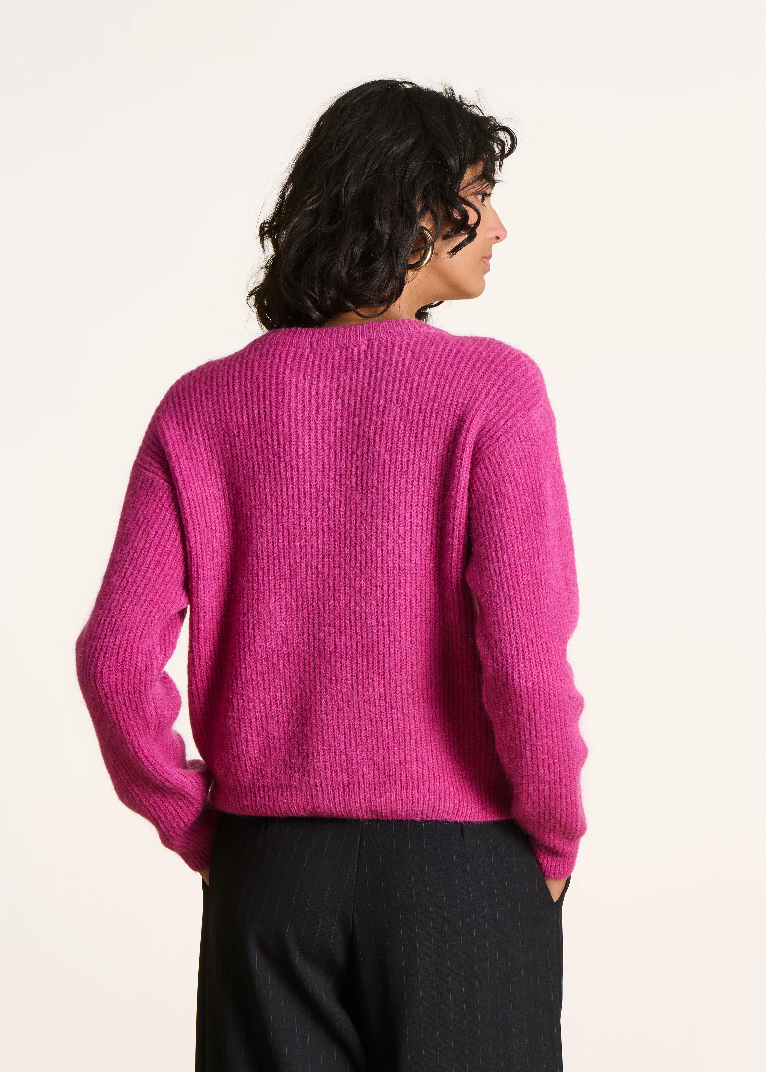 Gilet en maille à côtes rose fuchsia col rond - Image 3