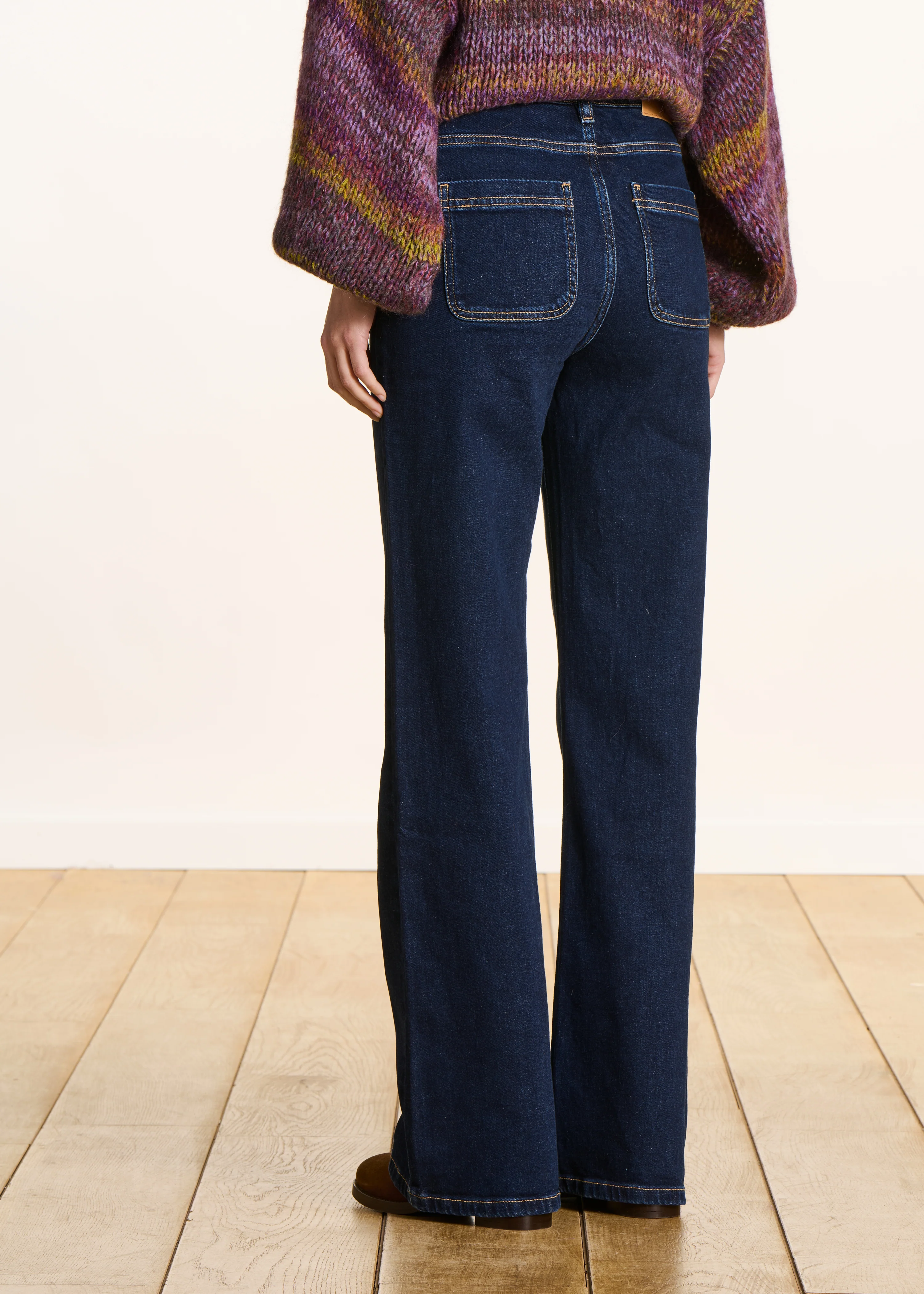 Jean bootcut brut taille haute en coton biologique - Image 3