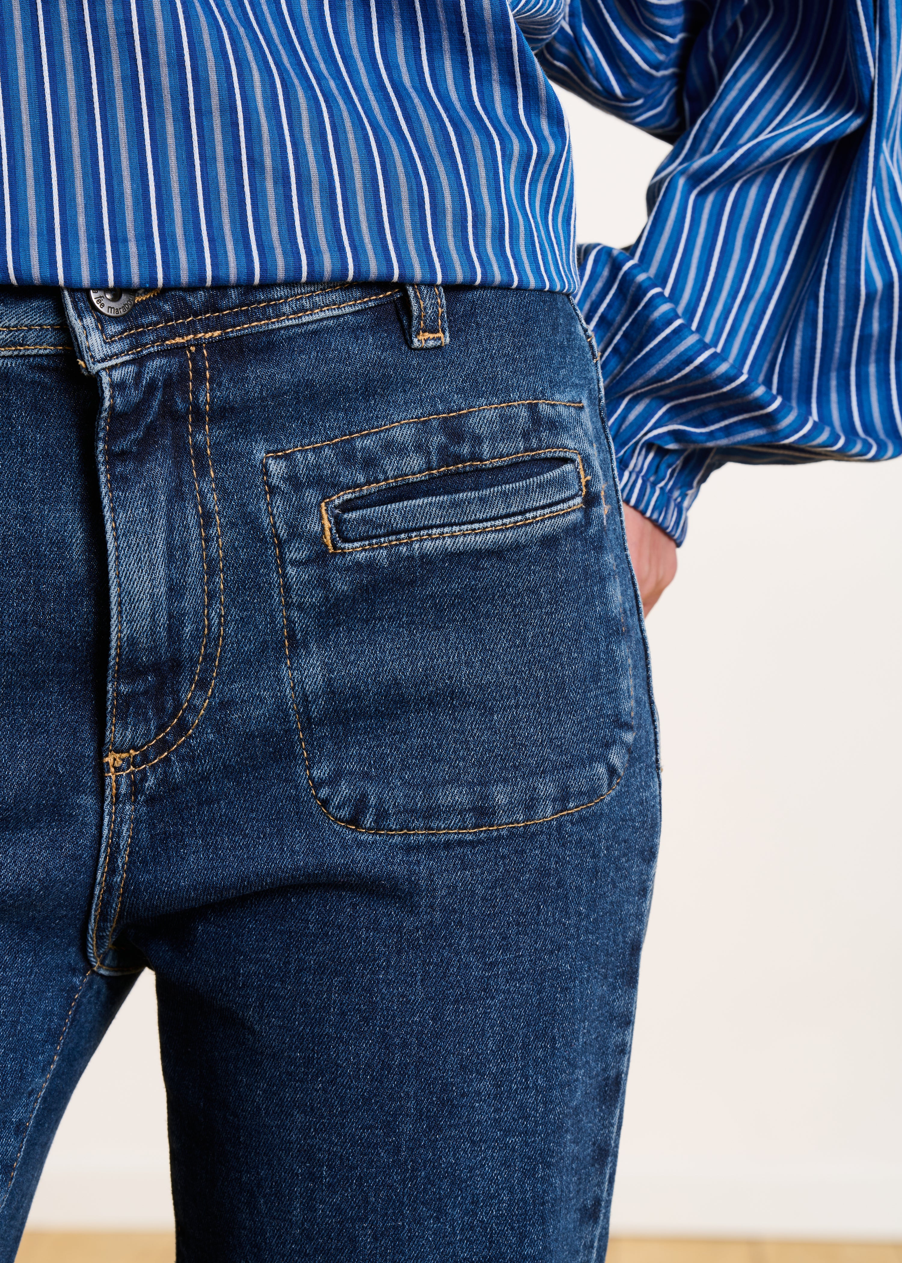 Jean bootcut taille haute en coton biologique - Image 5