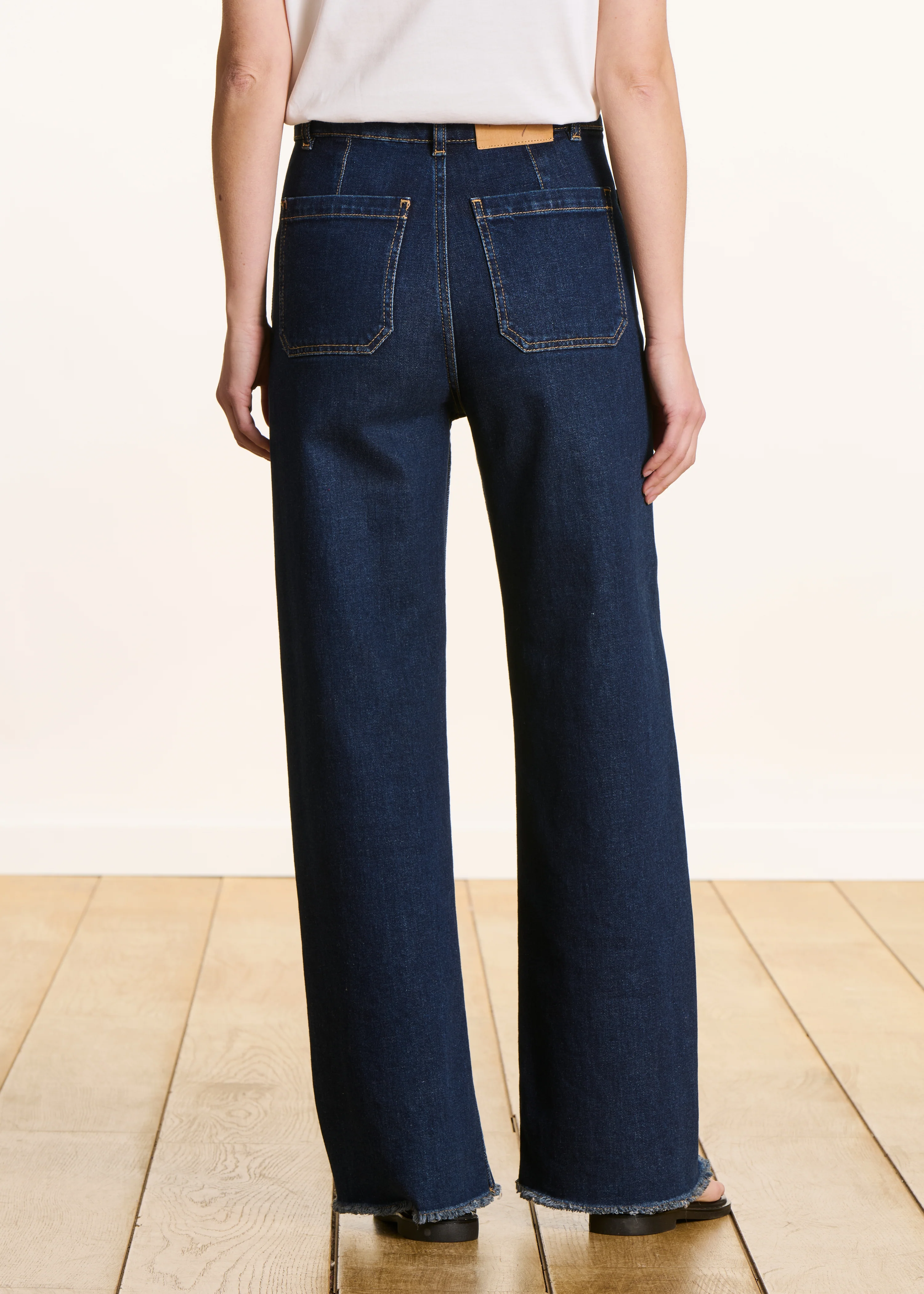 Jean flare brut taille haute en coton biologique - Image 3
