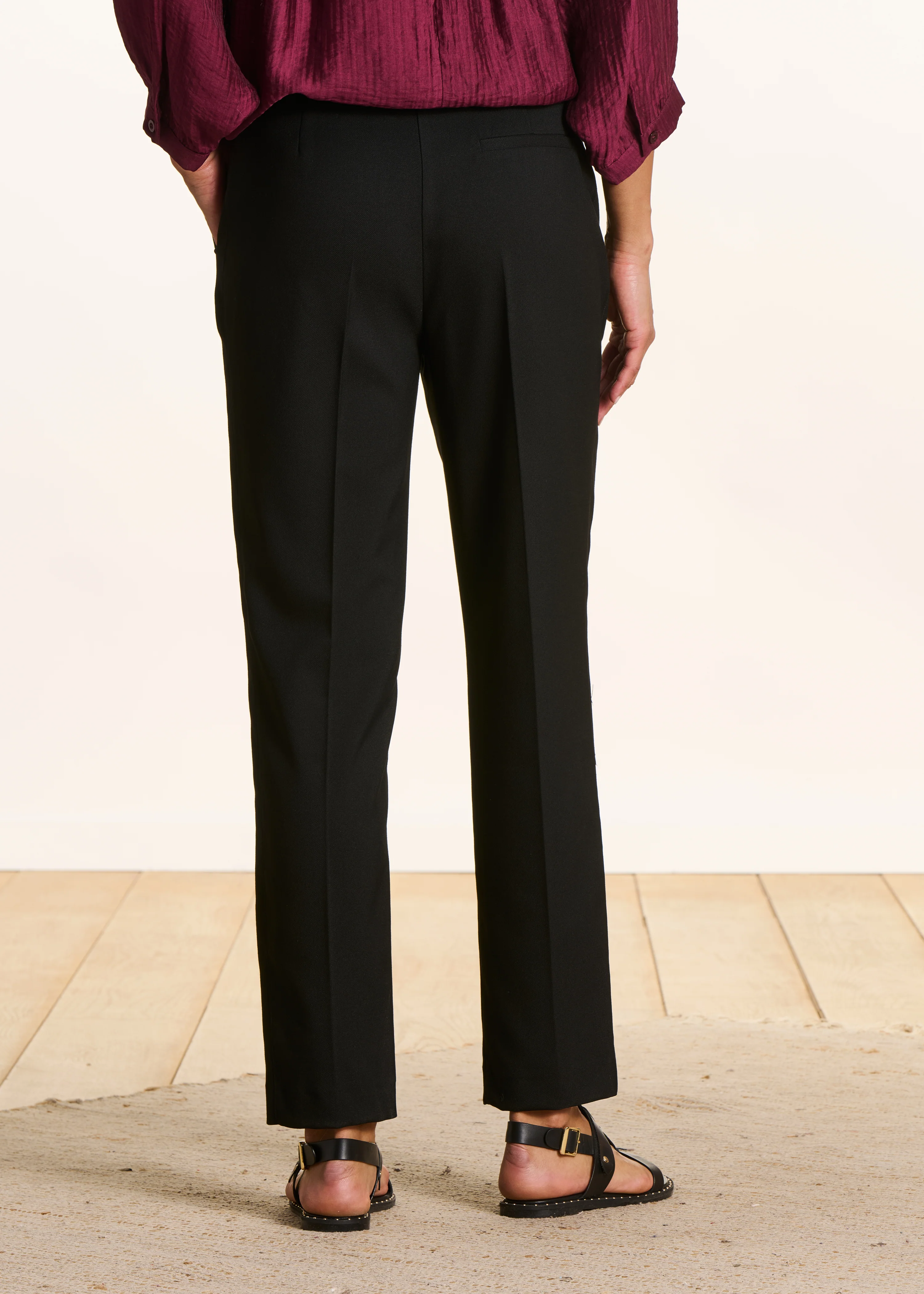 Pantalon cigarette 7/8ème noir - Image 3