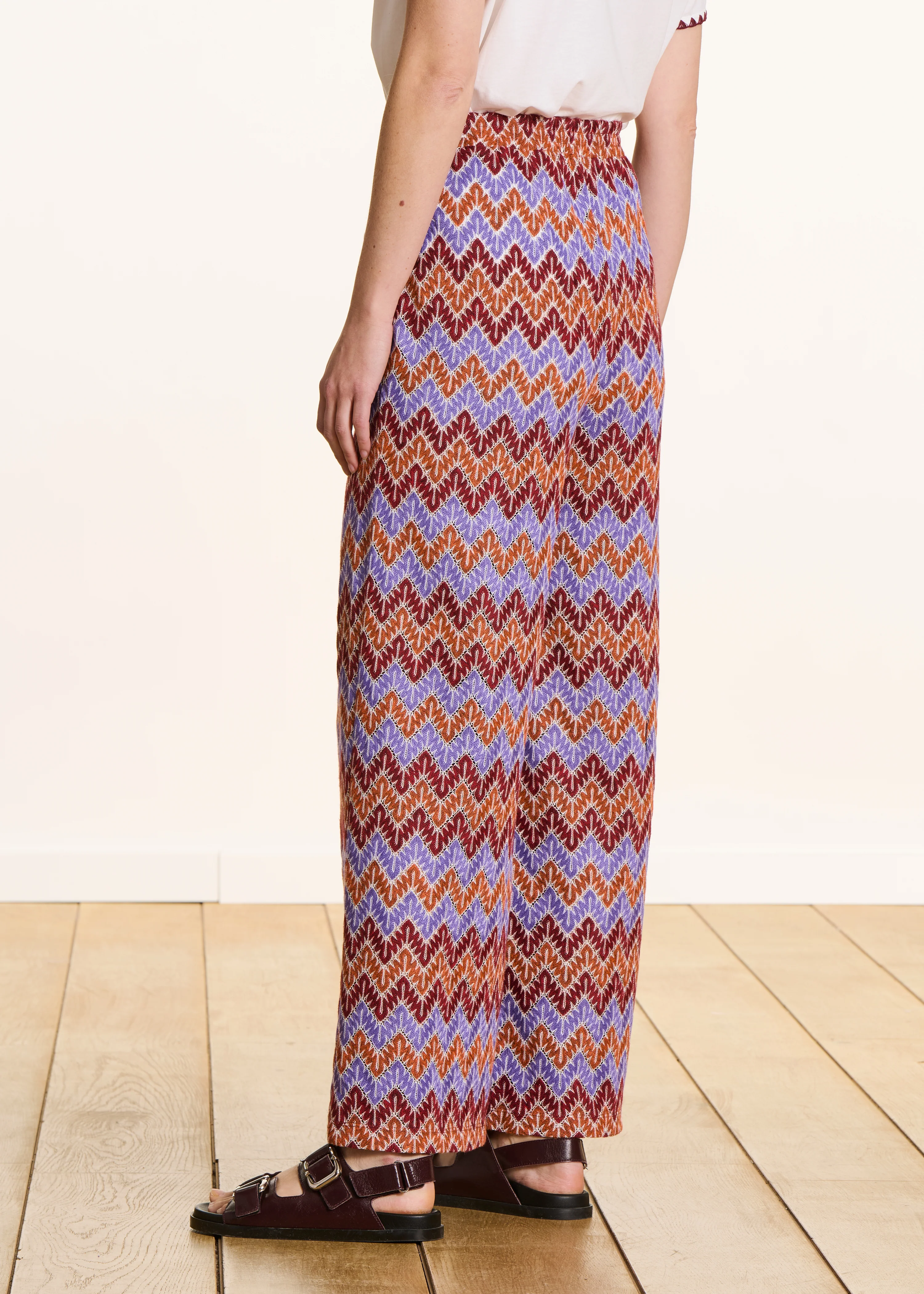 Pantalon droit 7/8ème en crochet mauve - Image 3