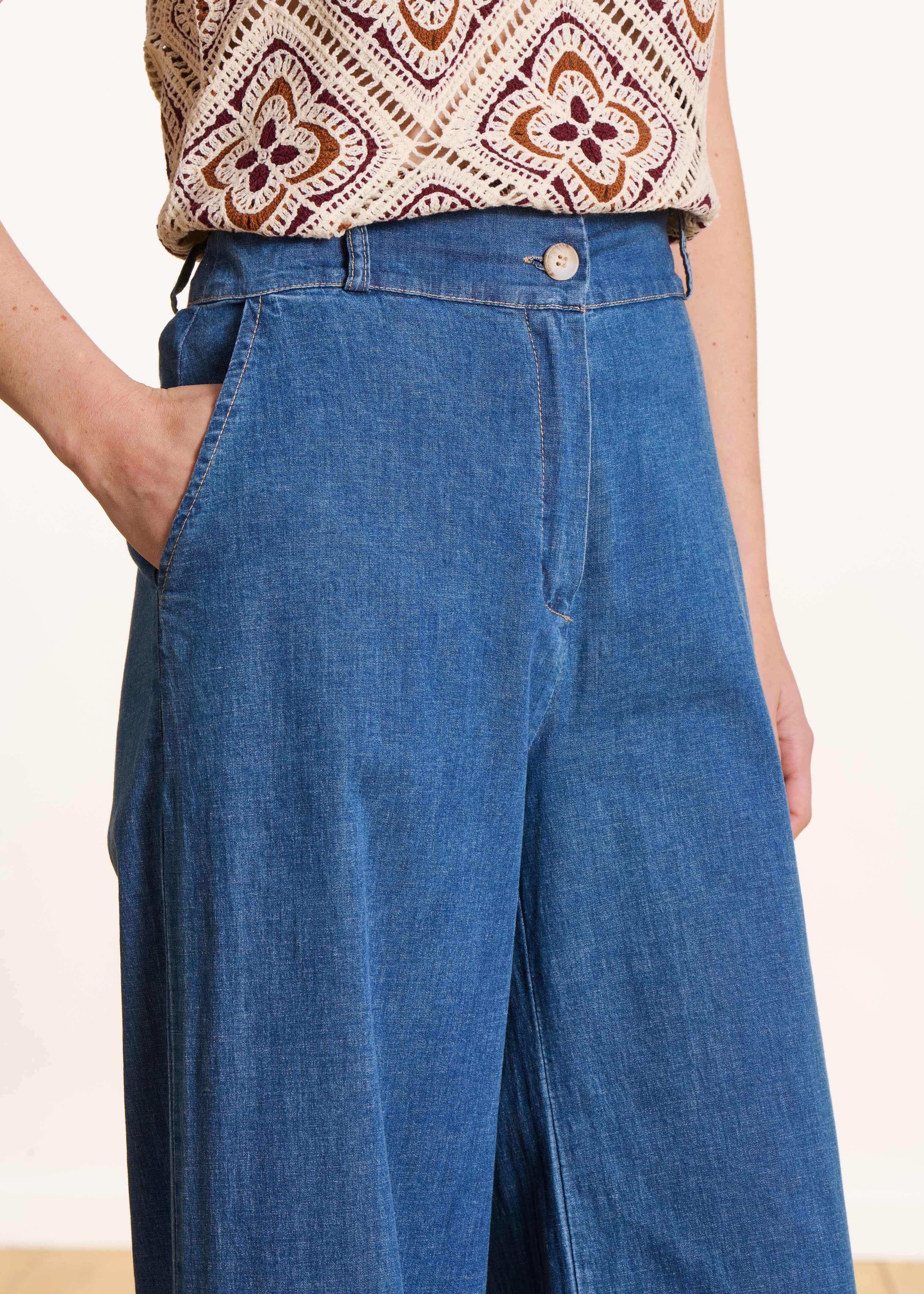 Pantalon droit et large en jean taille haute - Image 5