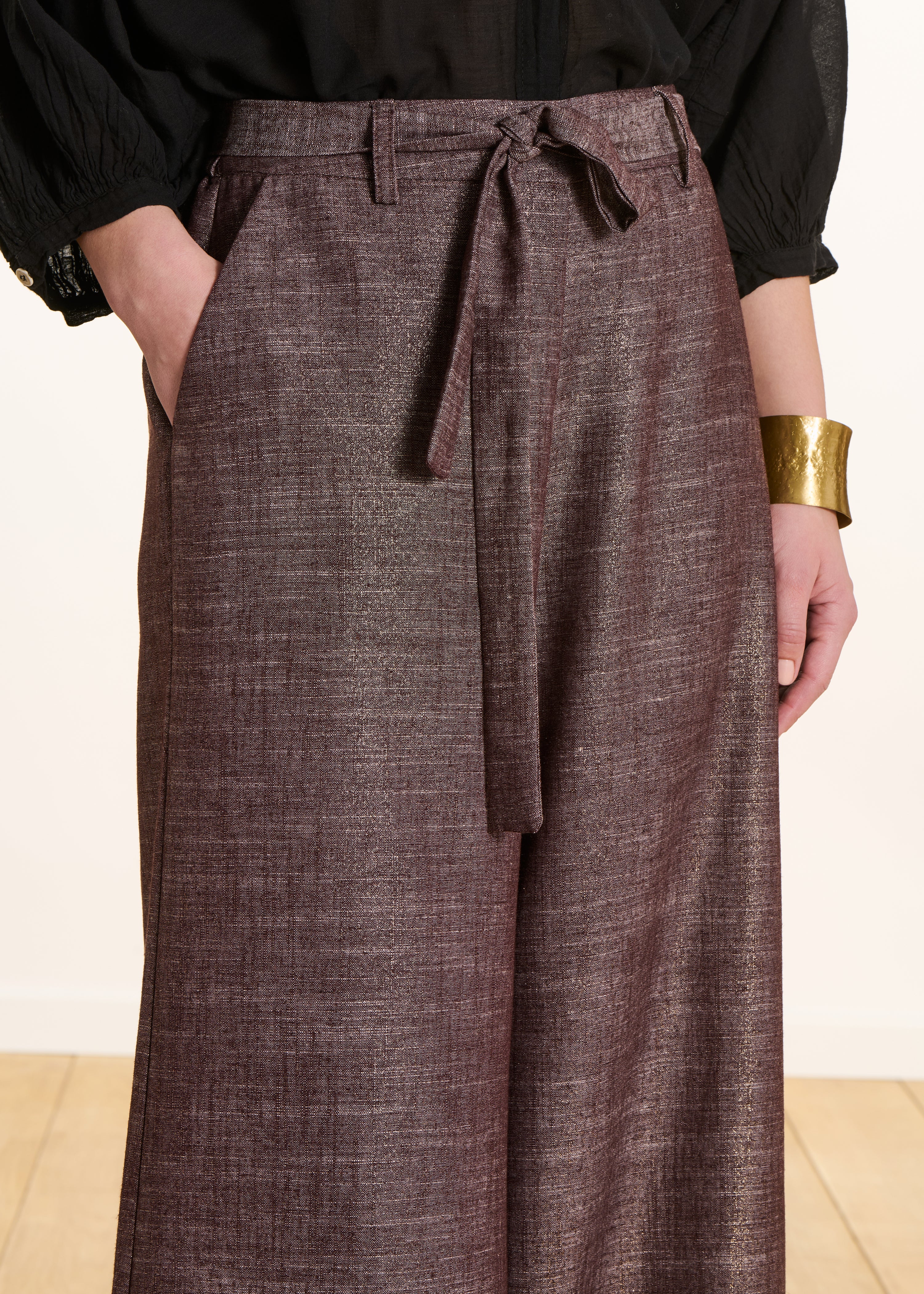 Pantalon large marron irisé avec ceinture à nouer - Image 5