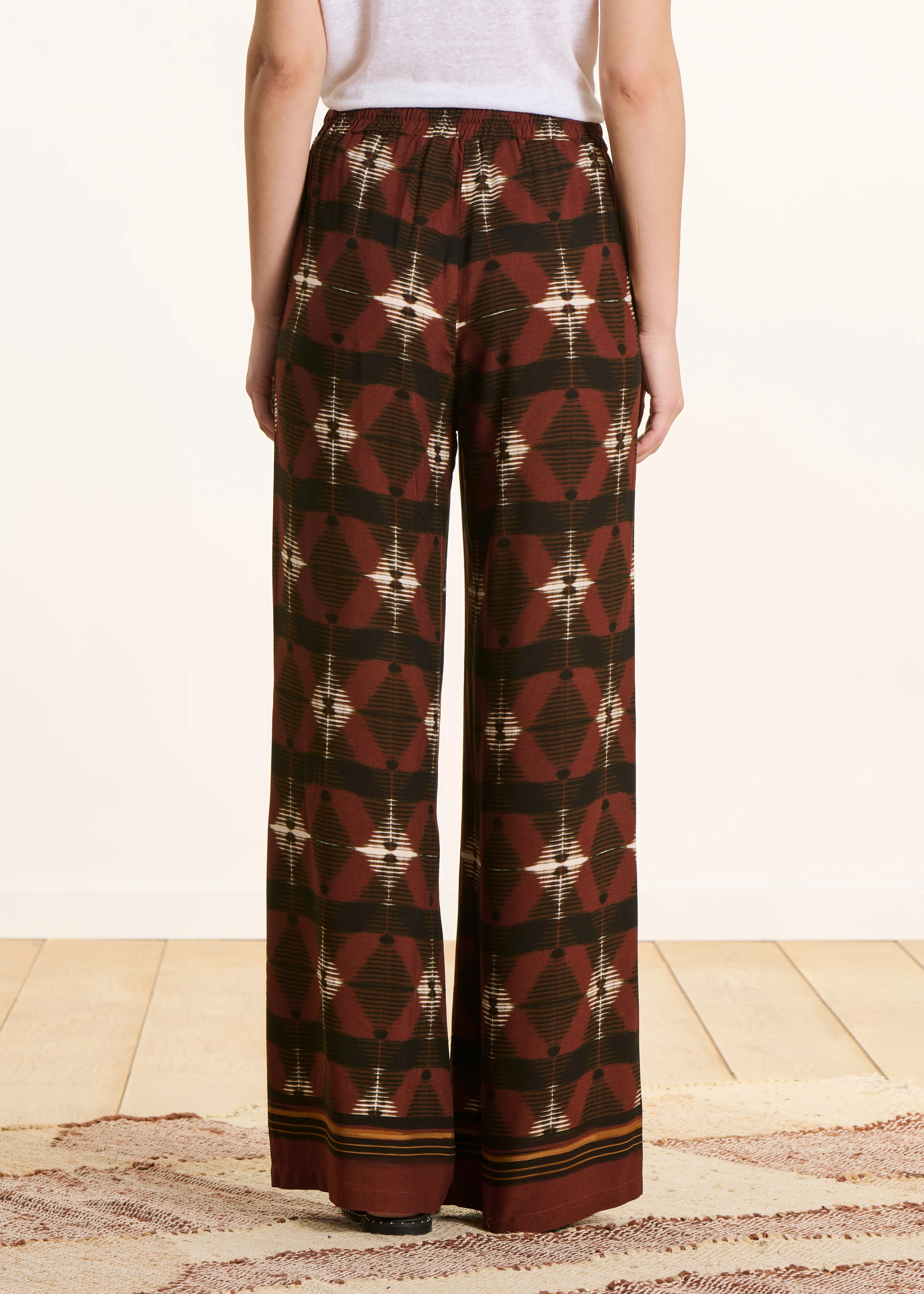 Pantalon large marron taille haute à imprimé - Image 3