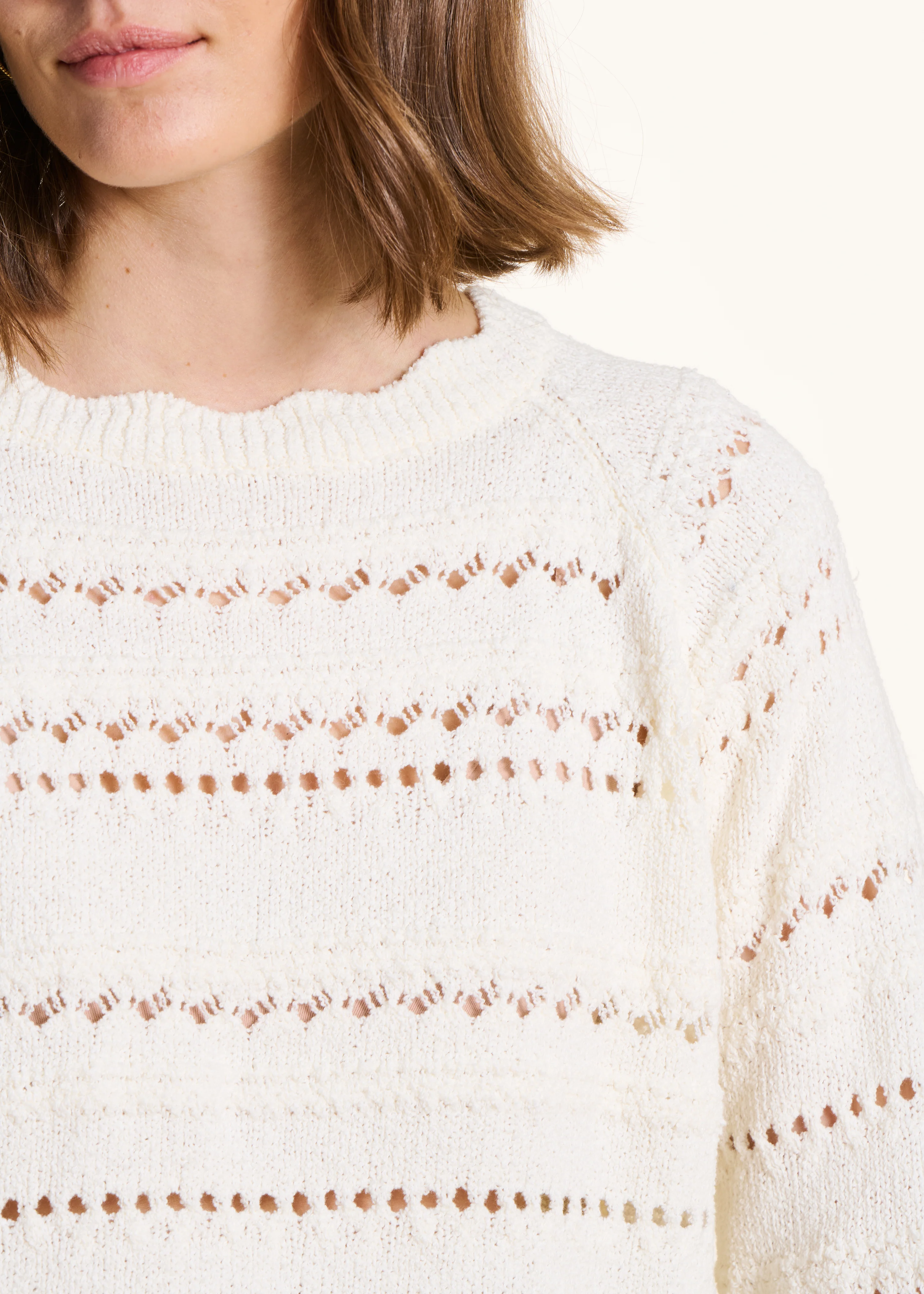 Pull écru en maille ajourée manches longues - Image 5