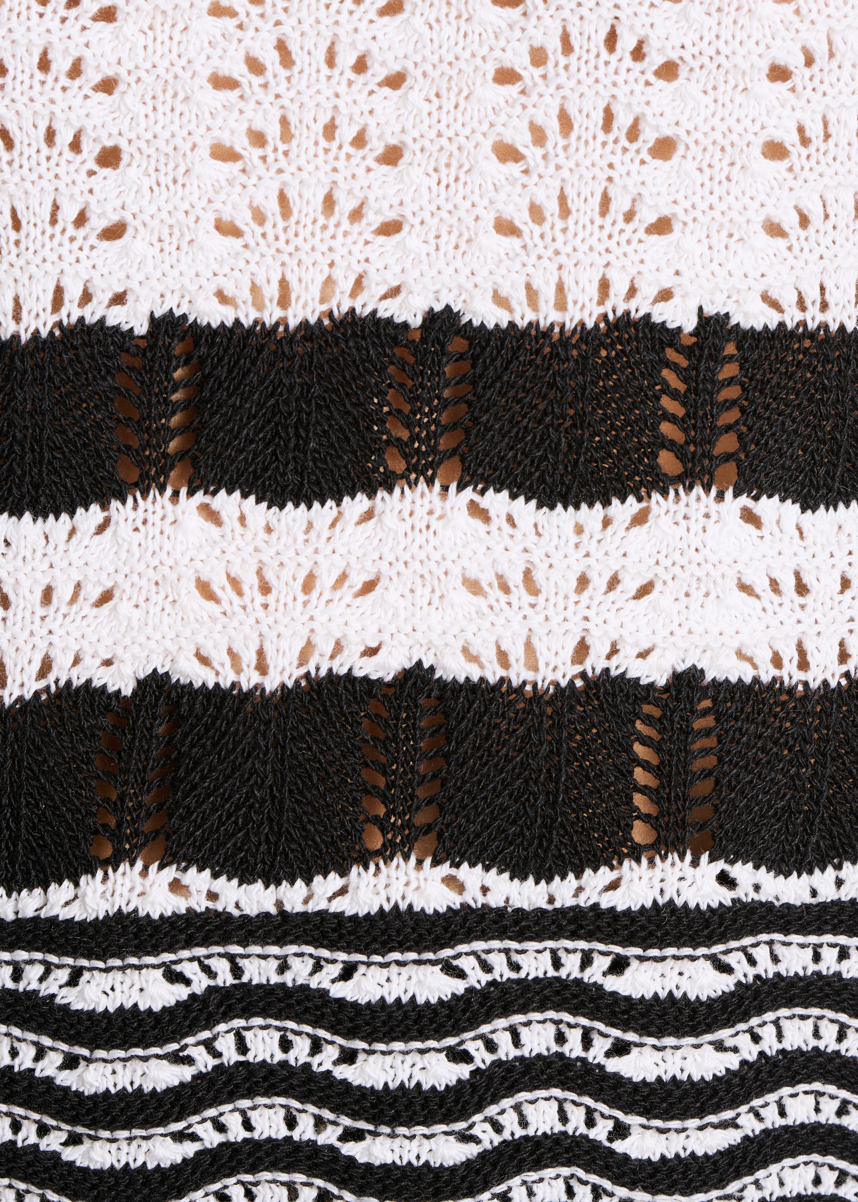 Pull noir en maille rayée ajourée - Image 4