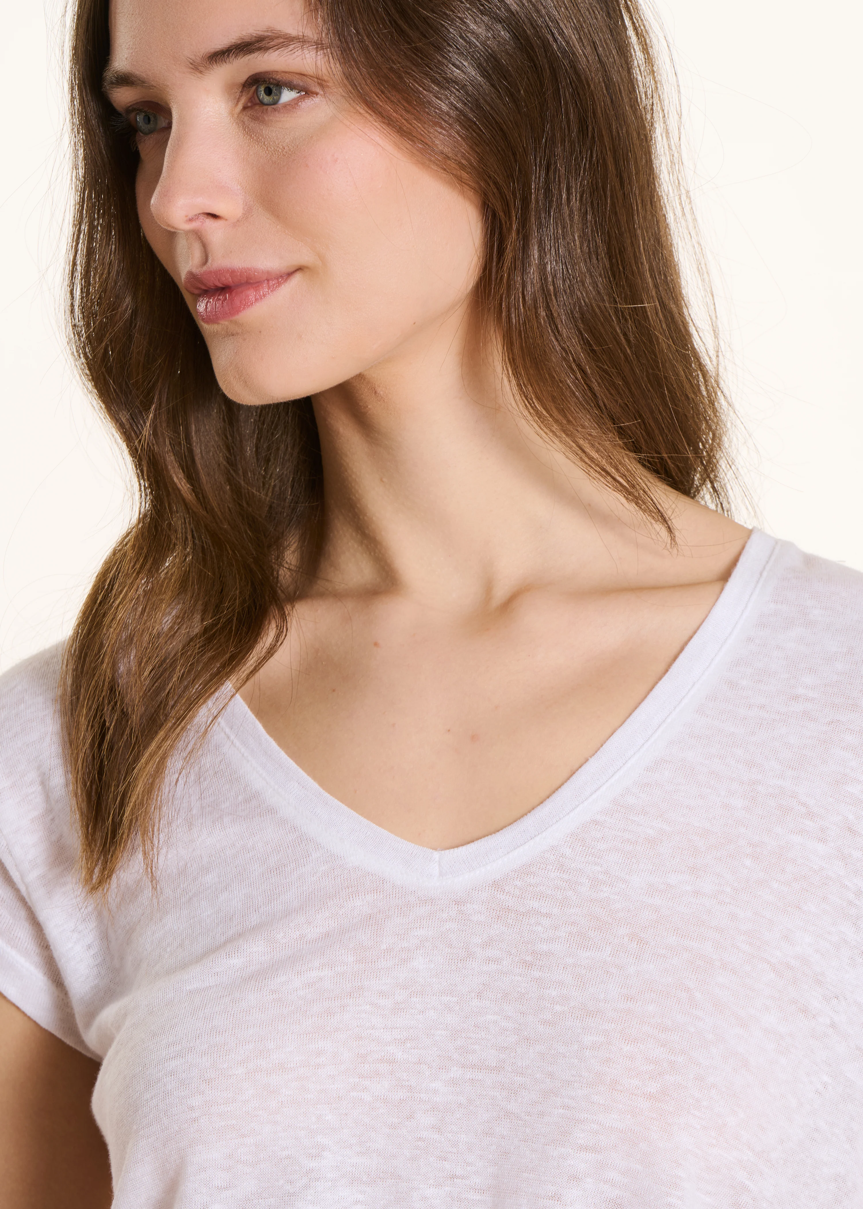 T-shirt blanc en lin manches courtes - Image 5