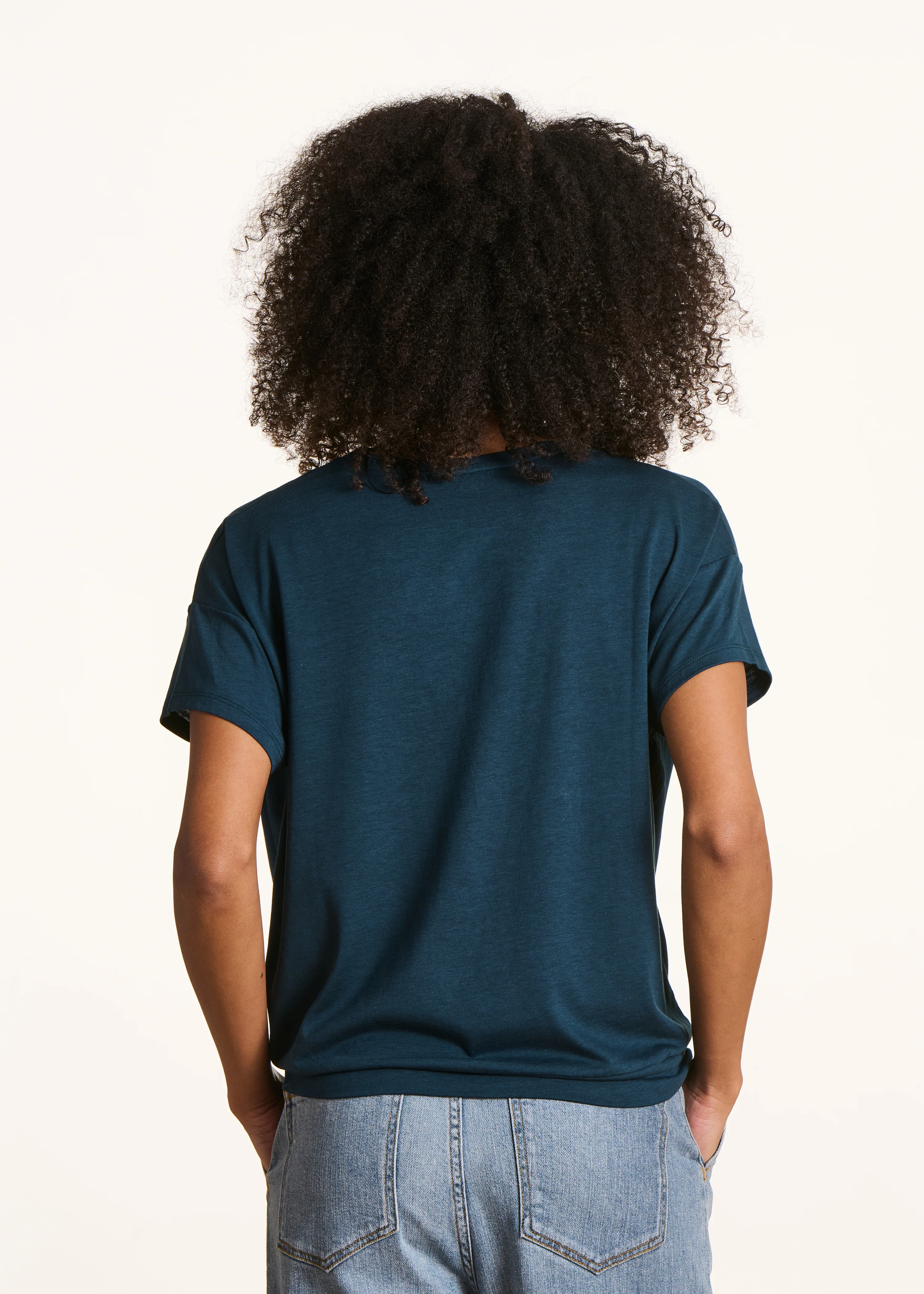 T-shirt bleu pétrole en lyocell manches courtes - Image 3