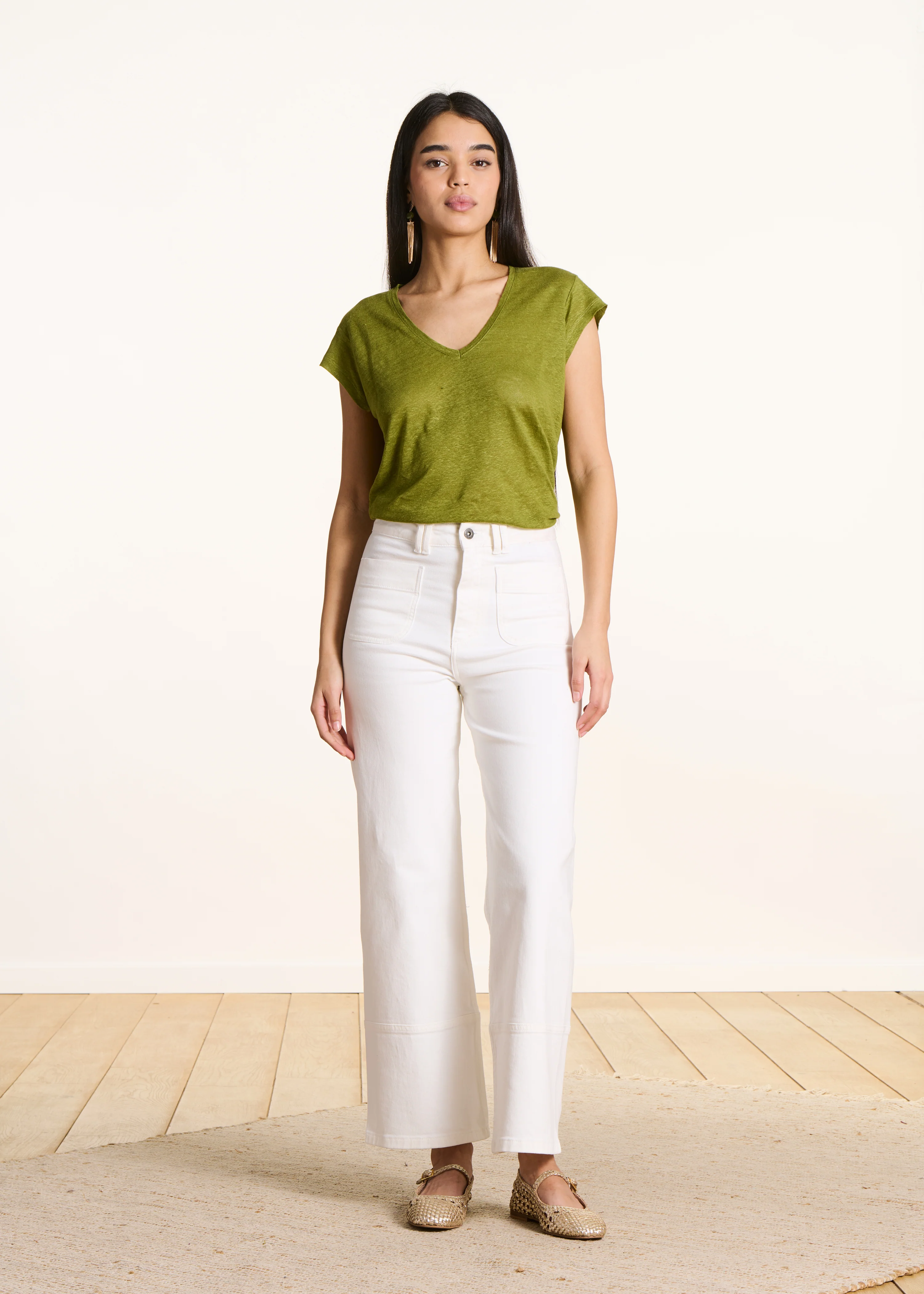 T-shirt vert olive en lin manches courtes - Image 2
